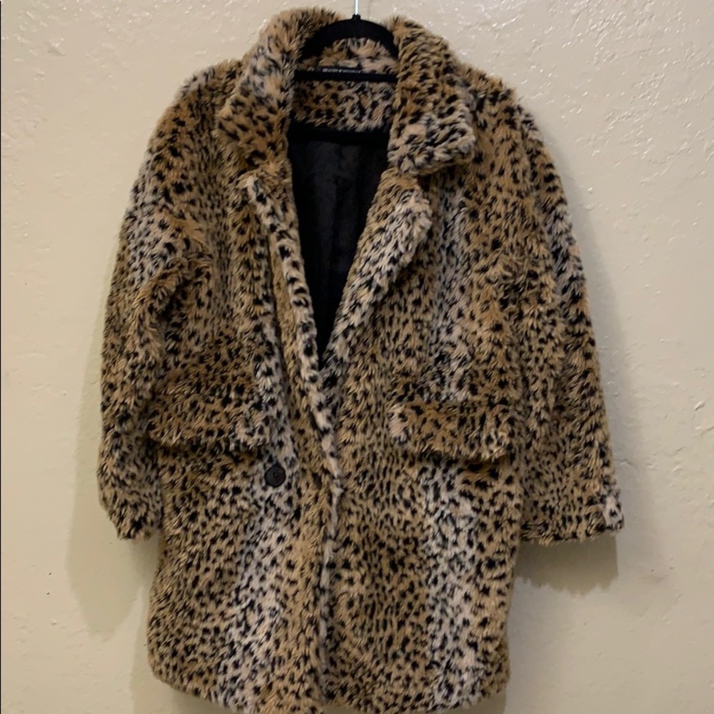 Leopard coat